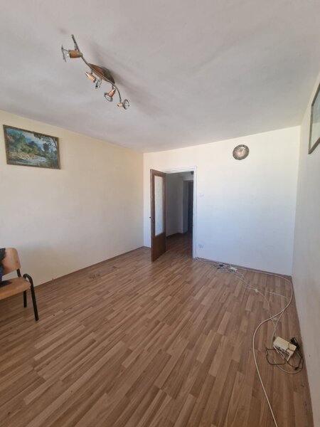 Campia Libertatii, intersectie Baba Novac, 3 minute parc IOR,,