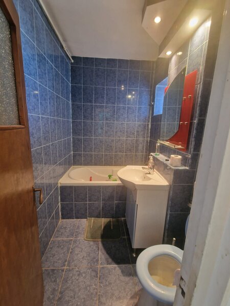 Campia Libertatii, intersectie Baba Novac, 3 minute parc IOR,,