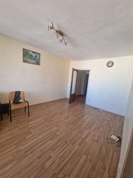 Campia Libertatii, intersectie Baba Novac, 3 minute parc IOR,,